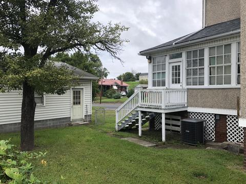 230 E Hawthorne St, Covington, VA 24426 photo 3
