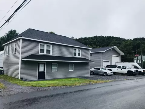 303 6th St, Iron Gate, VA 24448 photo 1