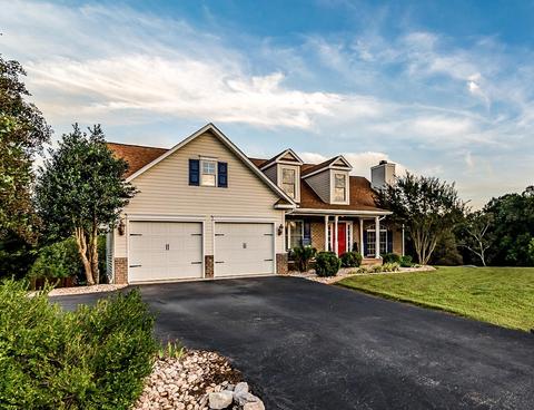 1194 Commonwealth Dr, Hardy, VA 24101 photo 2