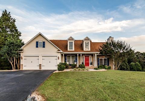1194 Commonwealth Dr, Hardy, VA 24101 photo 1