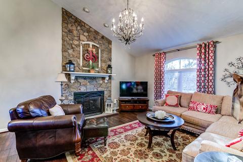 1194 Commonwealth Dr, Hardy, VA 24101 photo 9