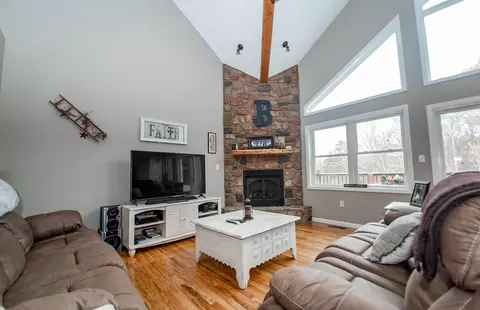 1056 Oyler Rd, Hardy, VA 24101 photo 4