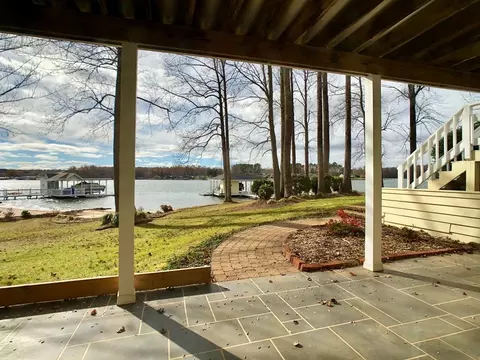 20 Lands End Rd, Penhook, VA 24137 photo 35