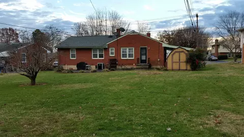 142 Frontier Rd NE, Roanoke, VA 24012 photo 10