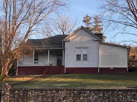 54 Boyd St, Buchanan, VA 24066 photo 1