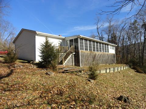 361 E Hamilton Dr, Covington, VA 24426 photo 4