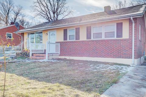422 Frances Dr NW, Roanoke, VA 24017 photo 2