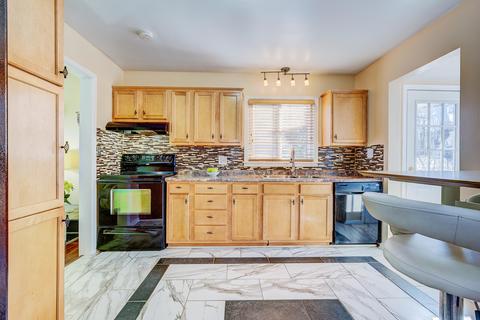 422 Frances Dr NW, Roanoke, VA 24017 photo 10