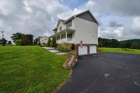 1365 Mill Iron Rd, Goodview, VA 24095 photo 20