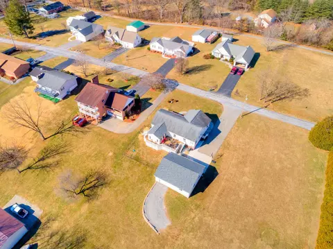 4768 Barton Dr, Dublin, VA 24084 photo 73