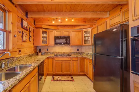 7835 Honeysuckle Rd, Bent Mountain, VA 24059 photo 20