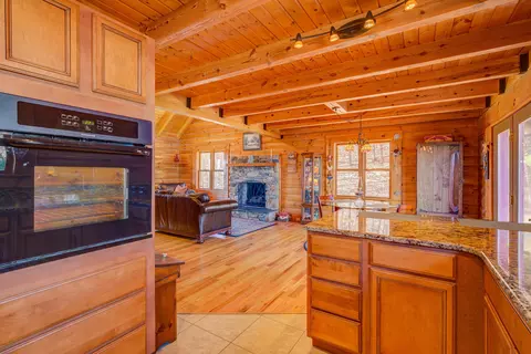 7835 Honeysuckle Rd, Bent Mountain, VA 24059 photo 22