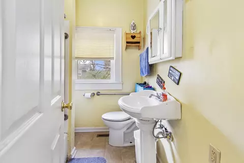1708 Springfield Ave, Salem, VA 24153 photo 9
