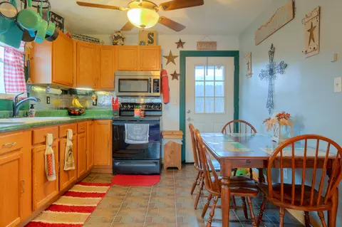 722 Walnut Ave, Pulaski, VA 24301 photo 6