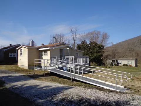 172 Lowe St, Buchanan, VA 24066 photo 44