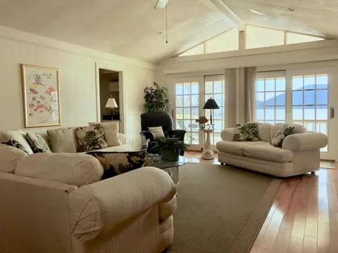 161 Broad Point Ln, Penhook, VA 24137 photo 3