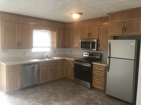 6709 Goodview Rd, Goodview, VA 24095 photo 7