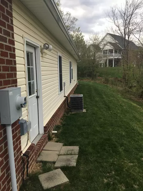 1974 Millbridge Rd, Salem, VA 24153 photo 6