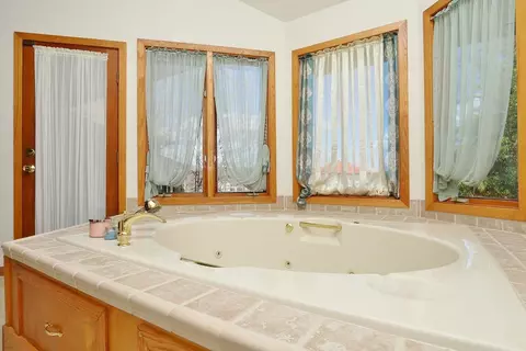 420 Windtree Dr, Moneta, VA 24121 photo 24