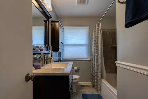 619 E Augusta Ave, Vinton, VA 24179 photo 8
