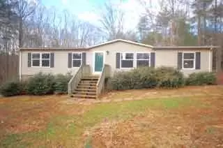 684 Isolane Rd, Callaway, VA 24067 photo 2