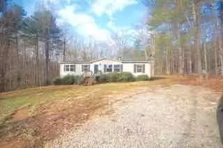 684 Isolane Rd, Callaway, VA 24067 photo 4
