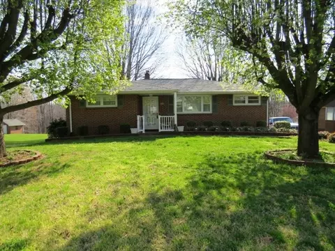 111 Sinclair St, Ridgeway, VA 24148 photo 1