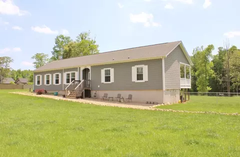 2476 Quarles Rd, Thaxton, VA 24174 photo 1