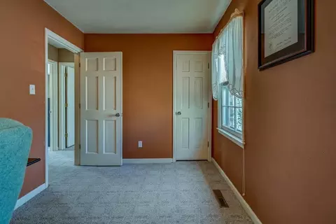 607 Walnut St, Salem, VA 24153 photo 18