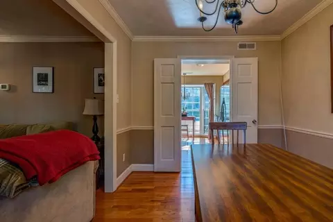 607 Walnut St, Salem, VA 24153 photo 9