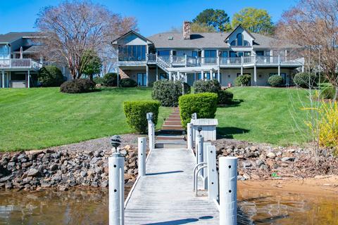 2820 Waters Edge Dr, Penhook, VA 24137 photo 75