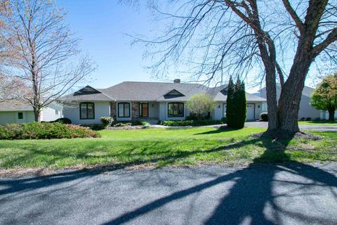 2820 Waters Edge Dr, Penhook, VA 24137 photo 3