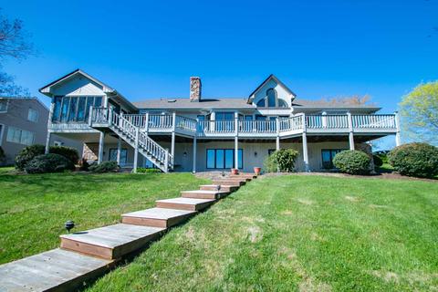 2820 Waters Edge Dr, Penhook, VA 24137 photo 78