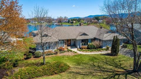 2820 Waters Edge Dr, Penhook, VA 24137 photo 1