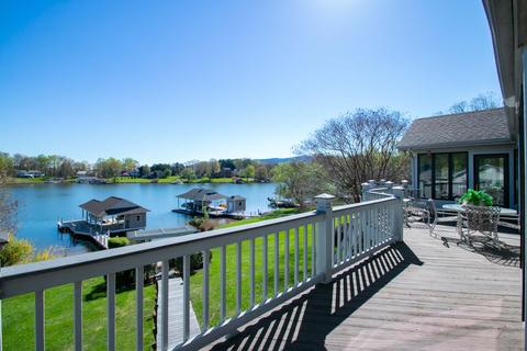 2820 Waters Edge Dr, Penhook, VA 24137 photo 63