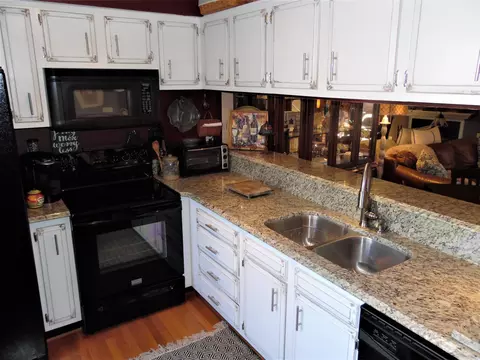 7327 Maple Ct, Roanoke, VA 24018 photo 5