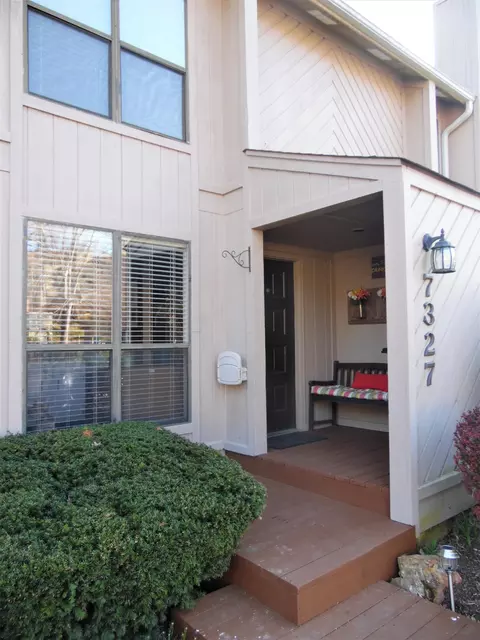 7327 Maple Ct, Roanoke, VA 24018 photo 1