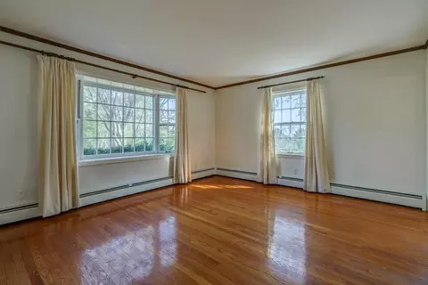 5571 Highfields Rd, Roanoke, VA 24018 photo 5