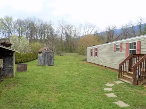 105 Hallies Rd, Covington, VA 24426 photo 9
