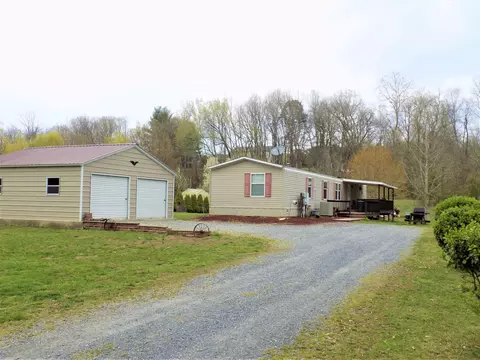 105 Hallies Rd, Covington, VA 24426 photo 2