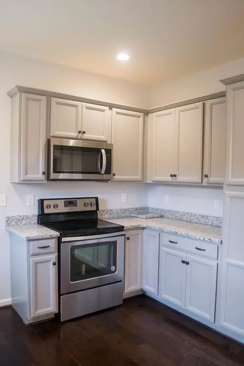 2950 Matthew Dr, Vinton, VA 24179 photo 6