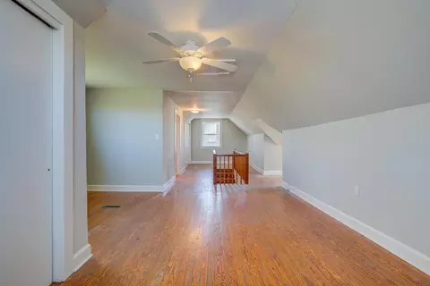 715 E Main St, Bedford, VA 24523 photo 17