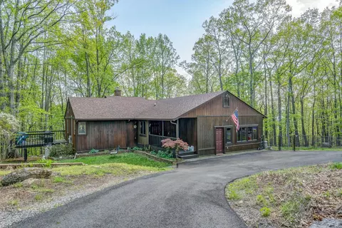 125 Big Bear Run, Vinton, VA 24179 photo 3