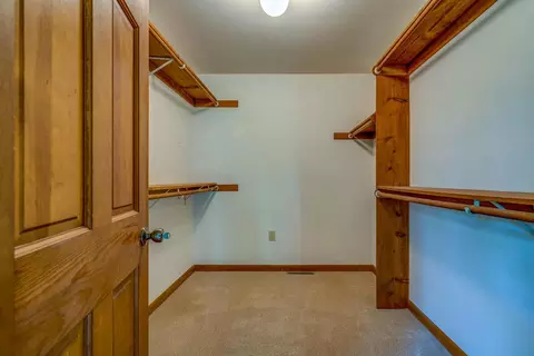 125 Big Bear Run, Vinton, VA 24179 photo 9