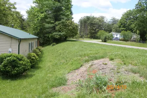 1576 Pineview Dr, Vinton, VA 24179 photo 4