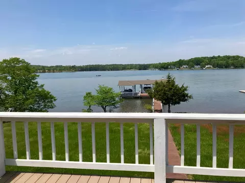 165 Shoreline Cir, Penhook, VA 24137 photo 4