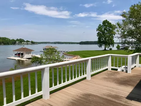 165 Shoreline Cir, Penhook, VA 24137 photo 3