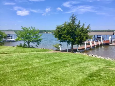 165 Shoreline Cir, Penhook, VA 24137 photo 20