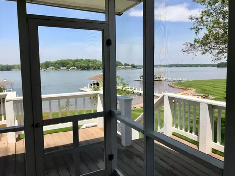 165 Shoreline Cir, Penhook, VA 24137 photo 18