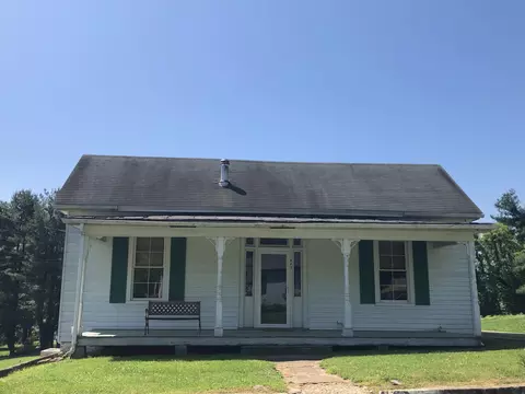 443 2nd St, Buchanan, VA 24066 photo 1
